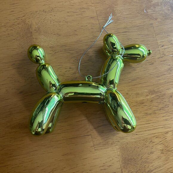 Lustrous yellow balloon dog ornament - Picture 8 of 9